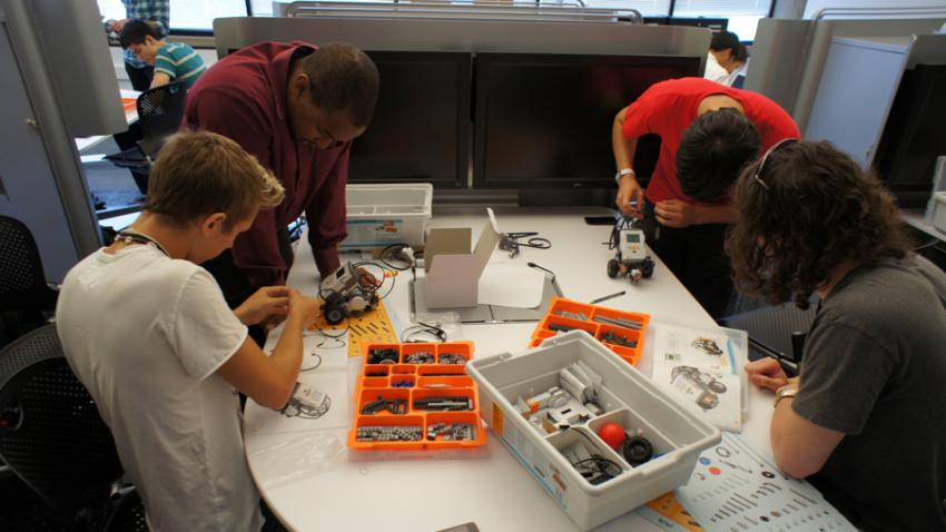 Interactive Product Design Lab Interactive Product Design Lab
